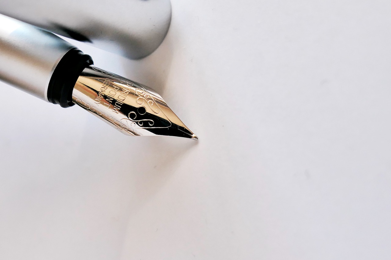 Les 5 meilleurs outils d’écriture IA pour optimiser vos articles de blog et vos actualités
