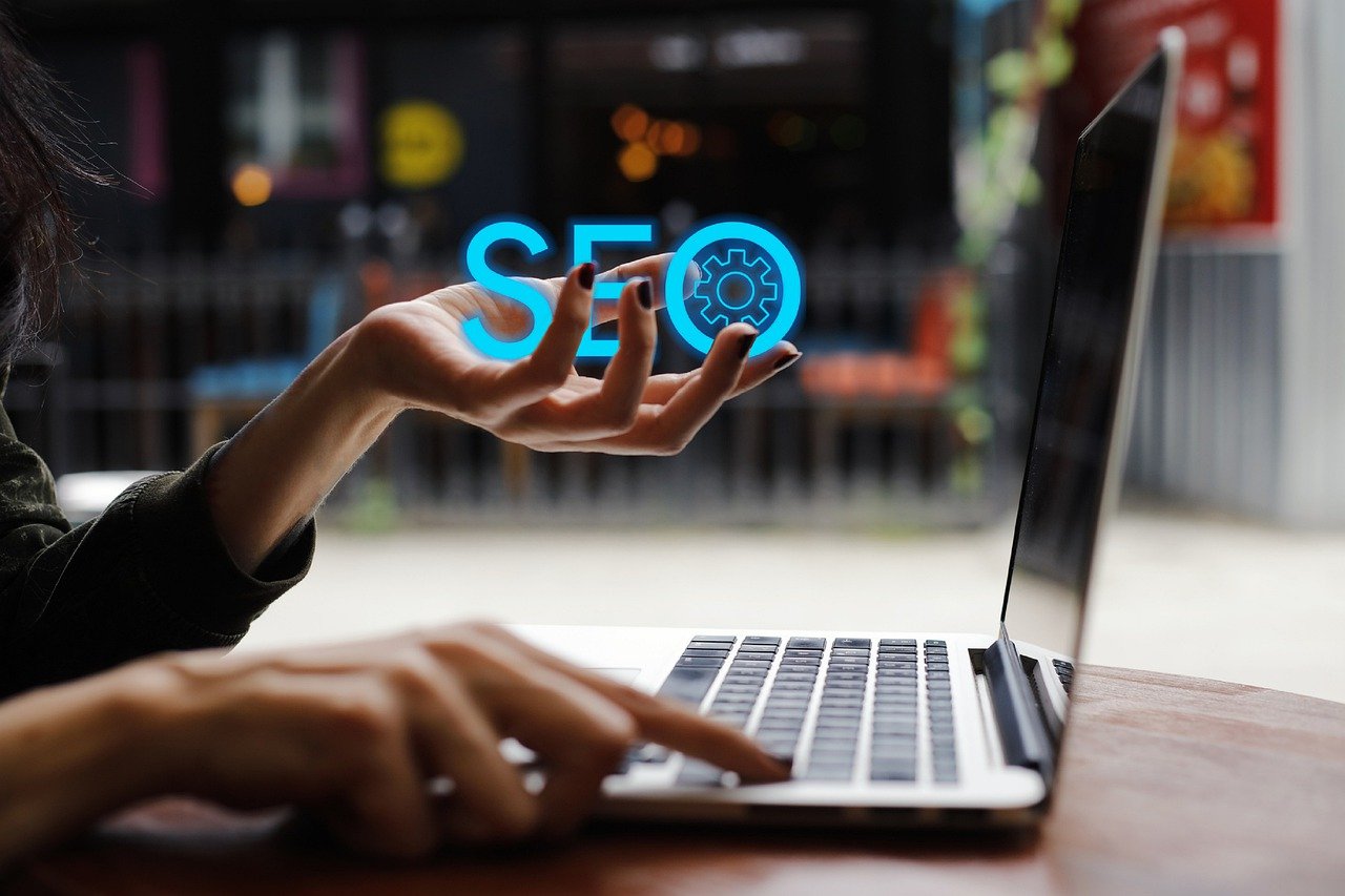 Les 13 outils SEO incontournables de 2024 que vous devez adopter