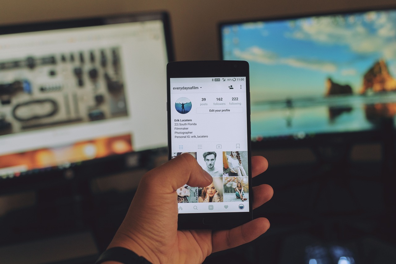 découvrez l'importance de l'expérience utilisateur (ux) dans la conception de produits et services, et comment elle influence la satisfaction client et la fidélité. apprenez des techniques clés pour améliorer l'interaction et créer des designs centrés sur l'utilisateur.